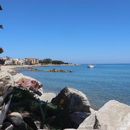 Villa Terrazza Lungomare Caronia Marina Esterno foto
