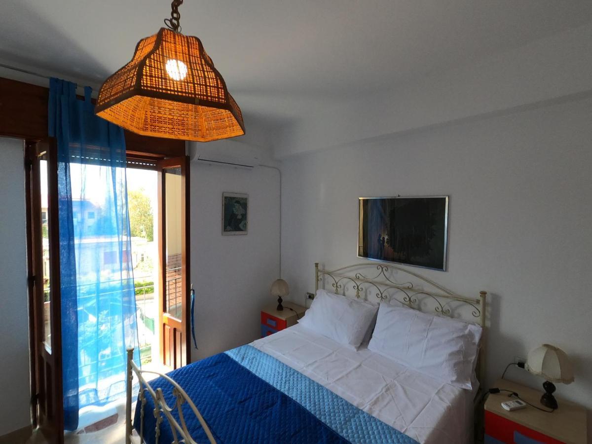 Villa Terrazza Lungomare Caronia Marina Esterno foto