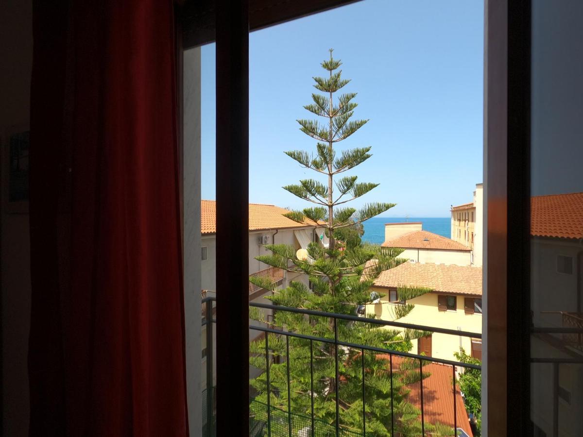 Villa Terrazza Lungomare Caronia Marina Esterno foto