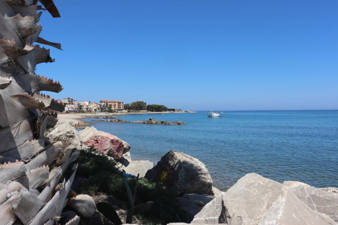 Villa Terrazza Lungomare Caronia Marina Esterno foto
